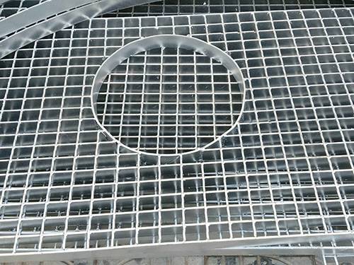 復(fù)合鋼格板圖片3 復(fù)合鋼格板圖片3