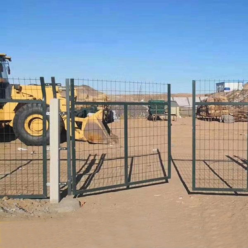 福建鐵路兩側防護柵欄圖片4 福建鐵路兩側防護柵欄圖片4