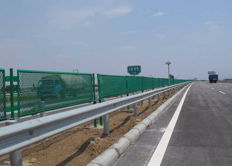 廣東公路防眩光網圖片2 廣東公路防眩光網圖片2