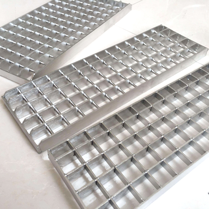 熱鍍鋅溝蓋板圖片4 熱鍍鋅溝蓋板圖片4