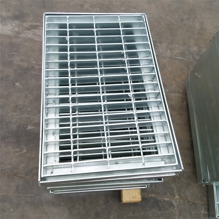 四川鋼格板踏步板圖片2 四川鋼格板踏步板圖片2