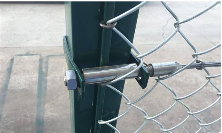 機場鋼筋網圍界和編織網機場圍界圖片3 機場鋼筋網圍界和編織網機場圍界圖片3