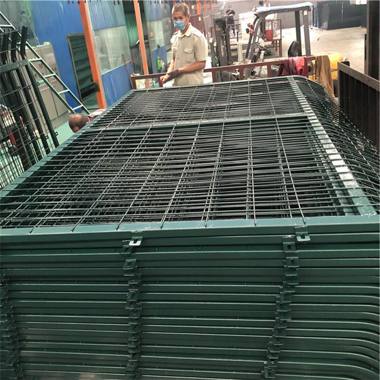 福建鐵路線路防護柵欄圖片4 福建鐵路線路防護柵欄圖片4