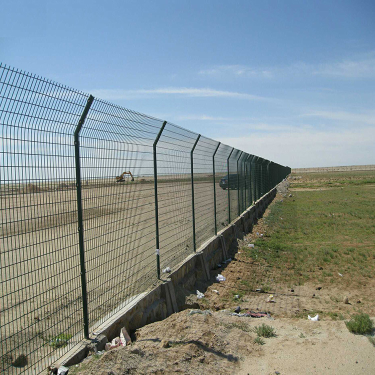 新疆雙邊護欄網(wǎng)圖片2 新疆雙邊護欄網(wǎng)圖片2