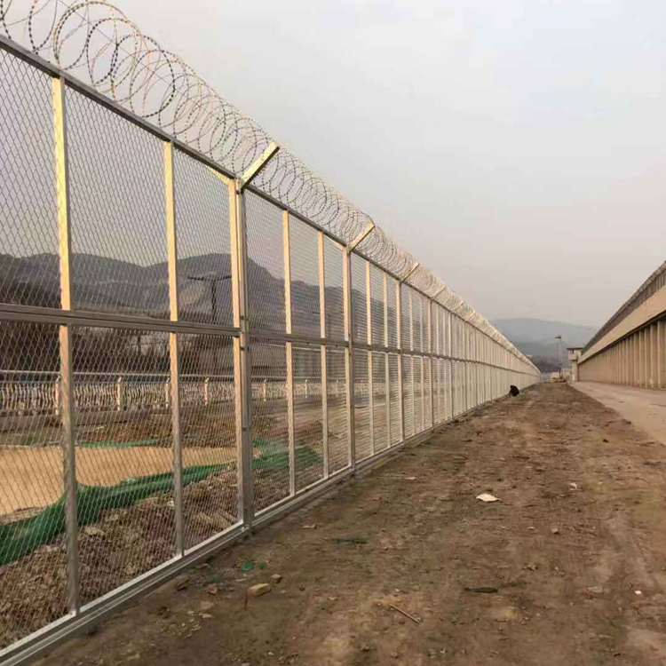 機場外圍隔離網圖片4 機場外圍隔離網圖片4