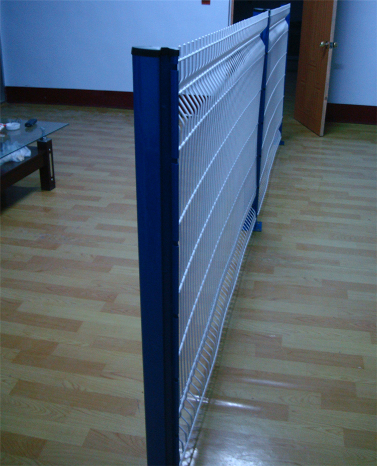 工業園隔離鐵絲圍欄網圖片4