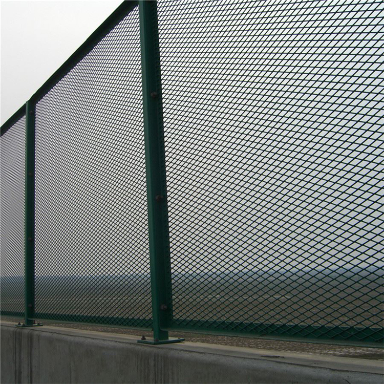 橋梁防拋?zhàn)o(hù)欄網(wǎng)圖片4 橋梁防拋?zhàn)o(hù)欄網(wǎng)圖片4