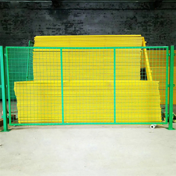 貨物存放區(qū)隔離網(wǎng)圖片4 貨物存放區(qū)隔離網(wǎng)圖片4
