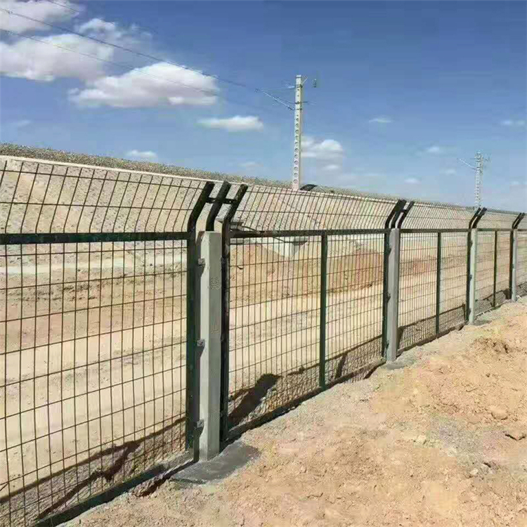 高鐵金屬隔離柵圖片4 高鐵金屬隔離柵圖片4