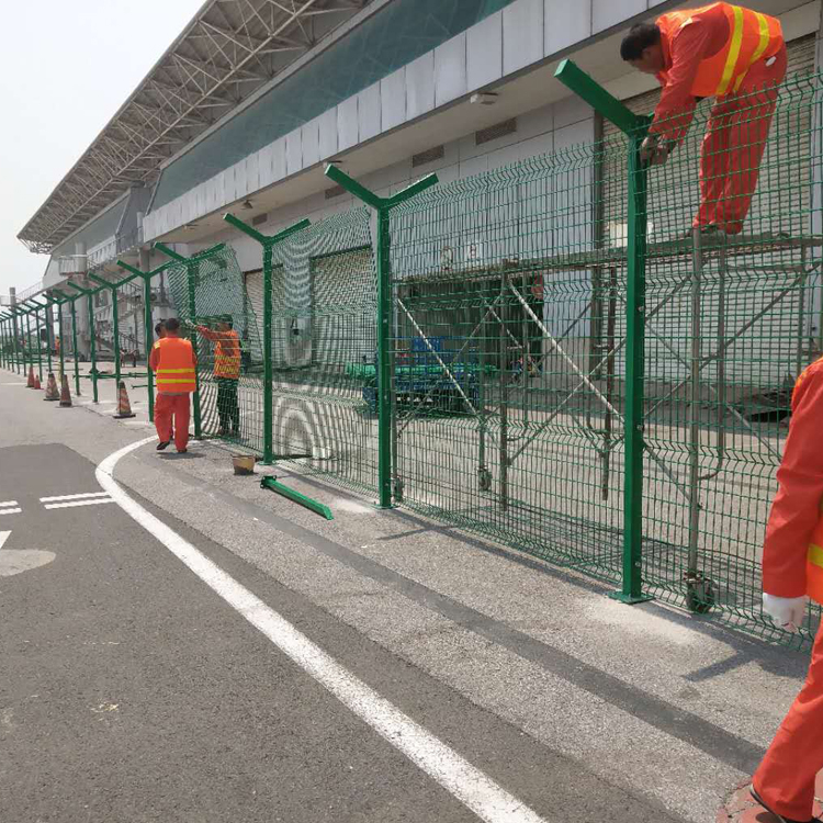 飛行區鋼絲護欄網圖片4 飛行區鋼絲護欄網圖片4