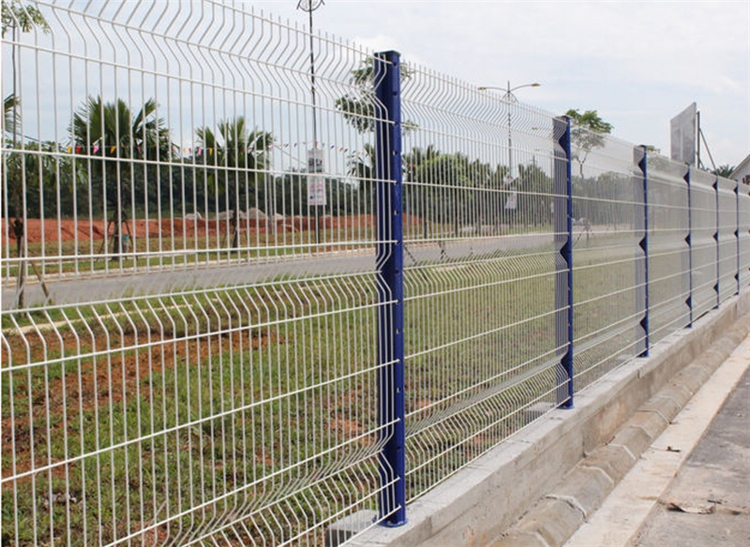 工廠鐵絲隔離網圖片3 工廠鐵絲隔離網圖片3