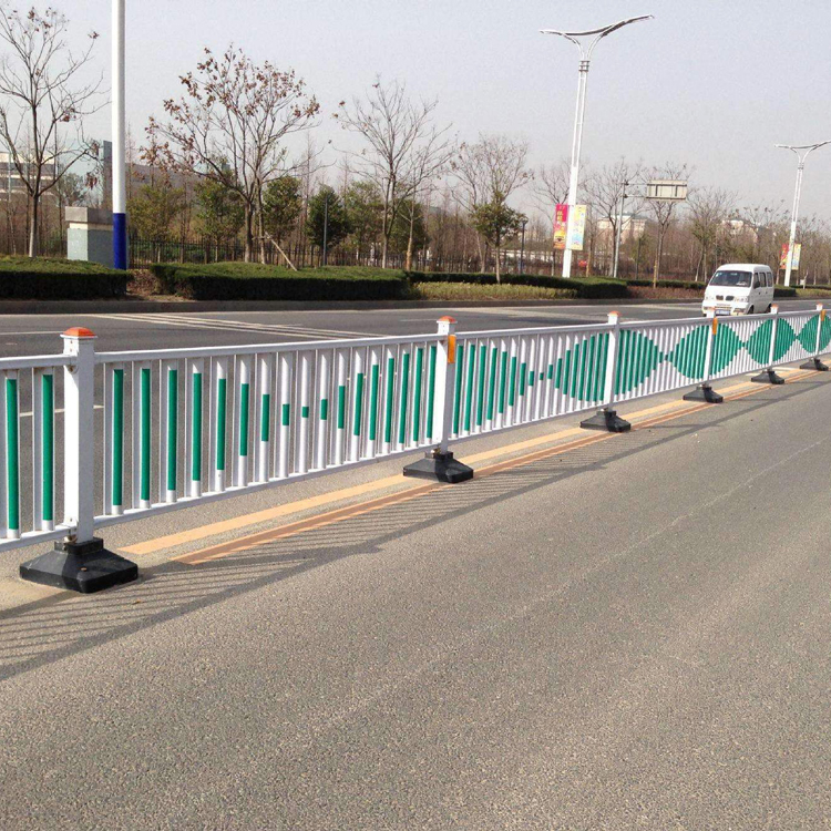 四川城市交通護欄圖片2 四川城市交通護欄圖片2