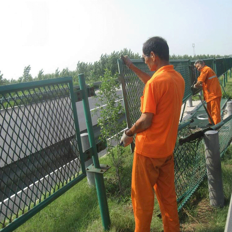 高速道路防眩網圖片2 高速道路防眩網圖片2