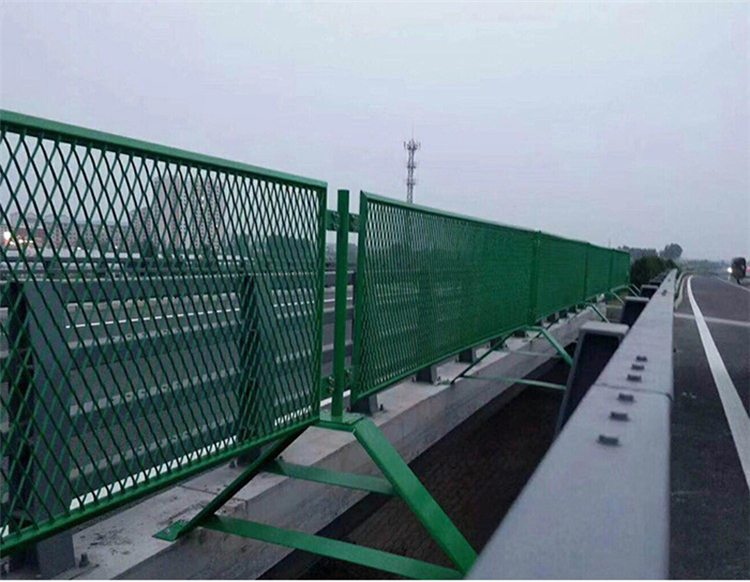 光伏電站金屬網圍欄圖片3 光伏電站金屬網圍欄圖片3