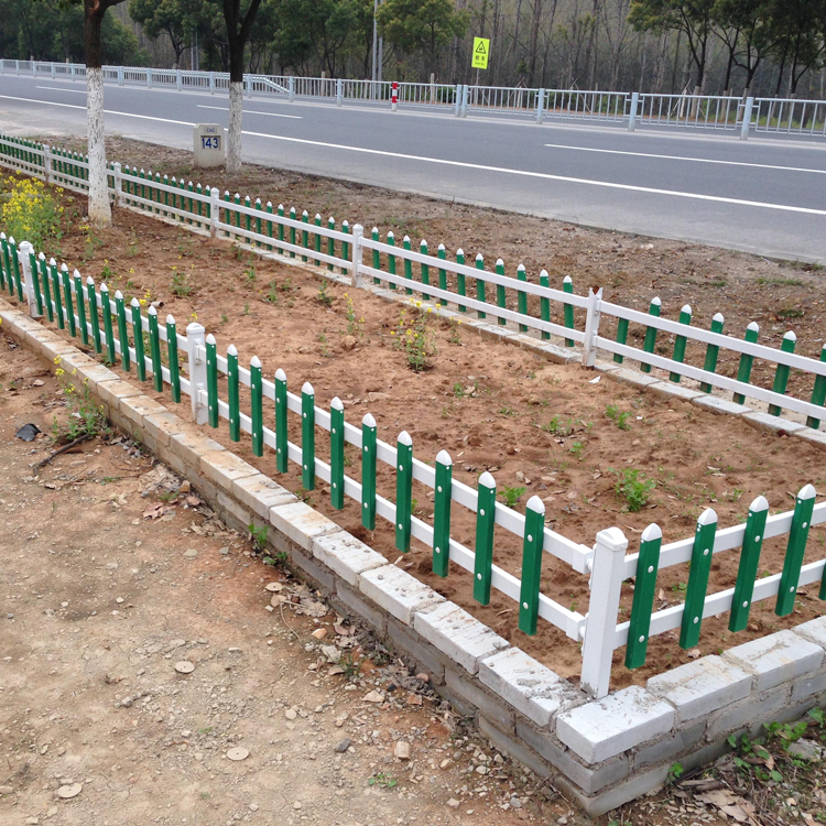 園林綠化護(hù)欄圖片2 園林綠化護(hù)欄圖片2