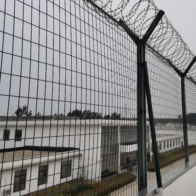 警用鋼網(wǎng)墻圖片4 警用鋼網(wǎng)墻圖片4