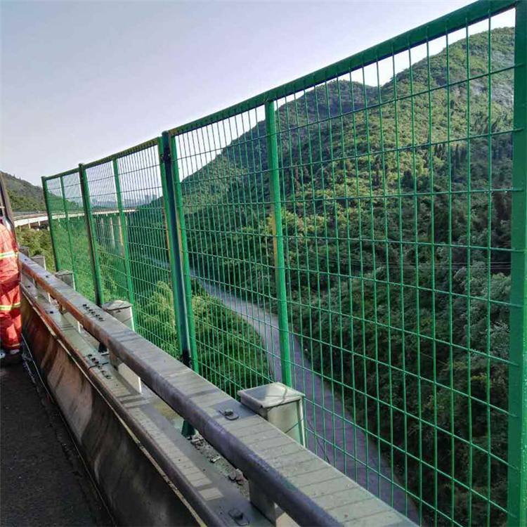 公路橋防落物網