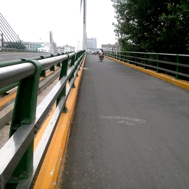 景區橋梁防護欄圖片2 景區橋梁防護欄圖片2