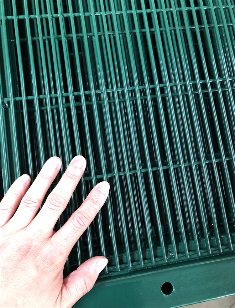 四川監獄防攀爬密紋網圖片4 四川監獄防攀爬密紋網圖片4