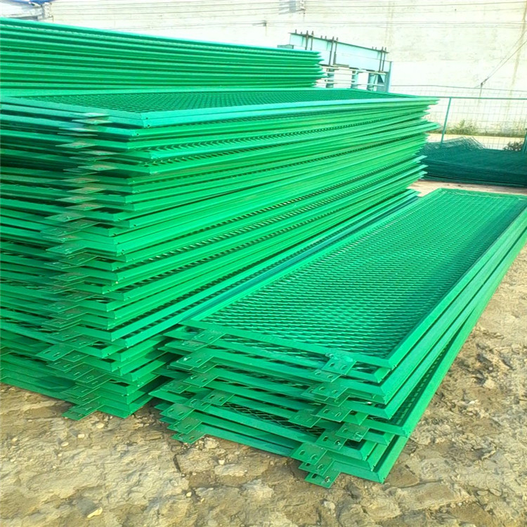 高速防眩網(wǎng)護(hù)欄網(wǎng)圖片2 高速防眩網(wǎng)護(hù)欄網(wǎng)圖片2