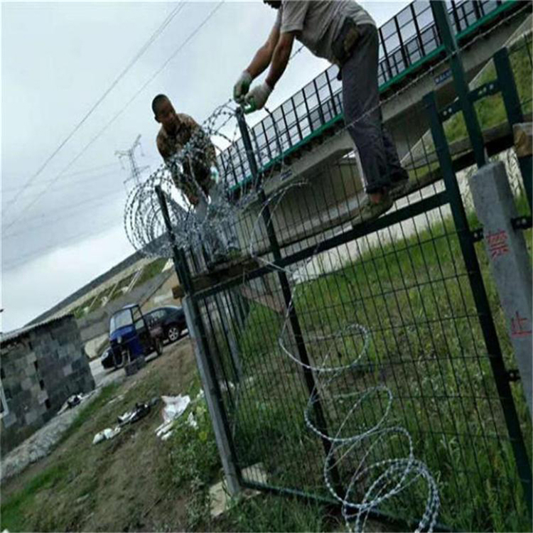 鐵路防護金屬網圖片4 鐵路防護金屬網圖片4