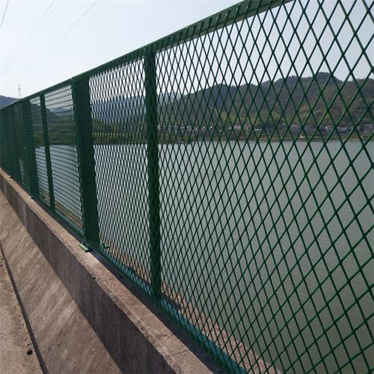 公路橋梁防拋網(wǎng)圖片2 公路橋梁防拋網(wǎng)圖片2