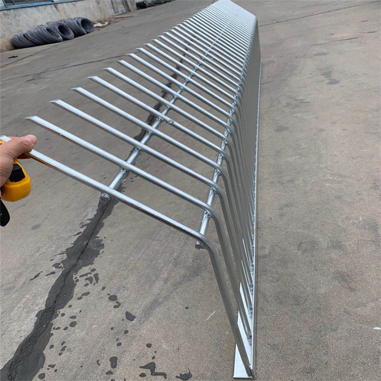 新疆鐵路熱鍍鋅防爬刺加高網片廠家圖片4 新疆鐵路熱鍍鋅防爬刺加高網片廠家圖片4