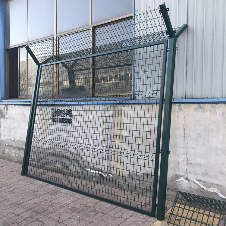 機場外圍刀刺網圍欄廠家圖片3 機場外圍刀刺網圍欄廠家圖片3