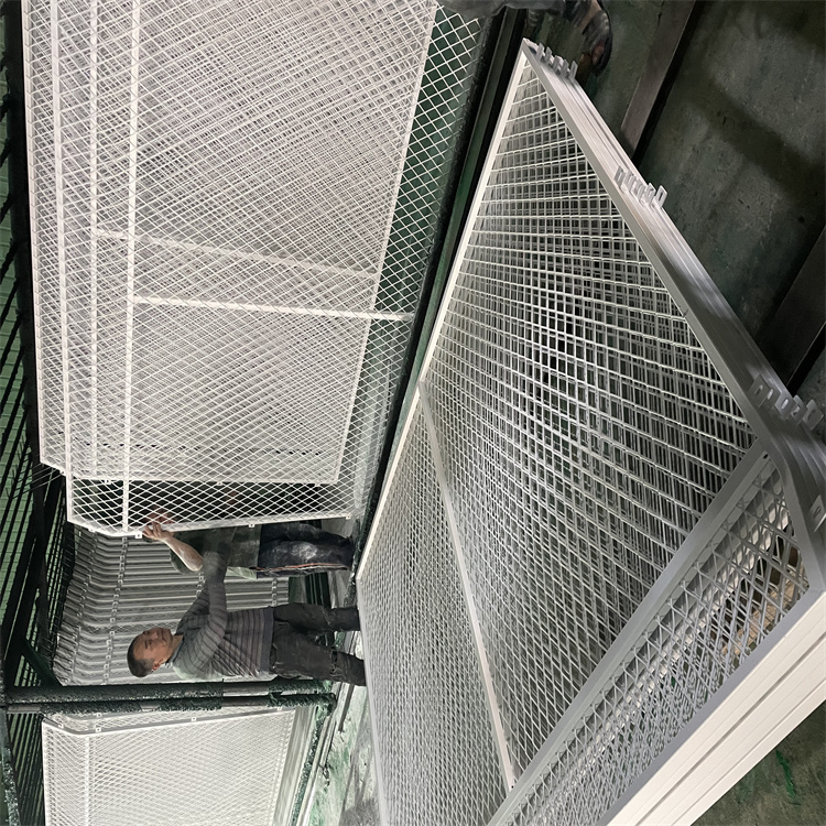 廣東水源地保護區圍欄工程案例圖片4 廣東水源地保護區圍欄工程案例圖片4