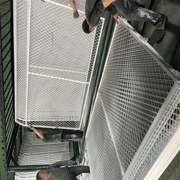 水庫金屬防護圍欄圖片3 水庫金屬防護圍欄圖片3