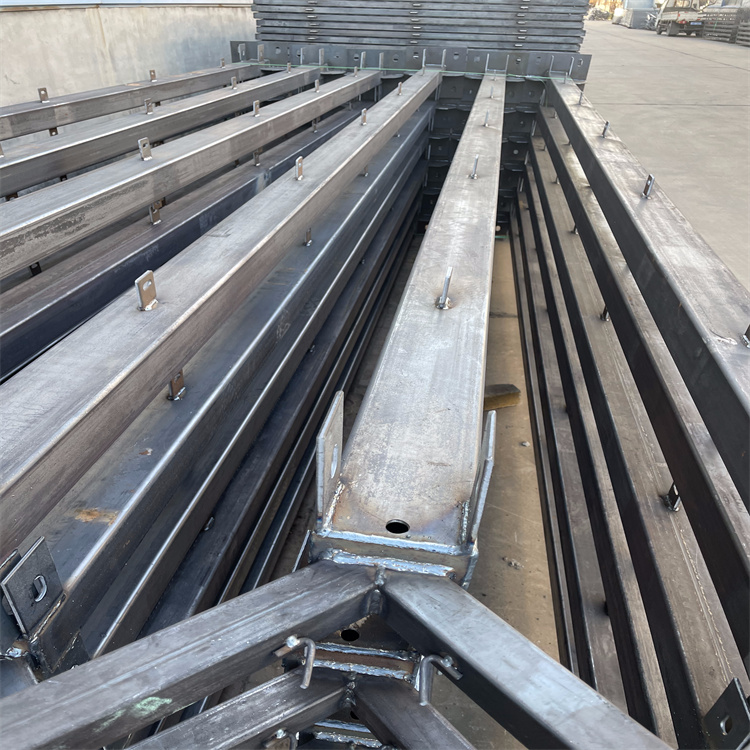 機(jī)場(chǎng)隔離柵生產(chǎn)工序圖片3 機(jī)場(chǎng)隔離柵生產(chǎn)工序圖片3