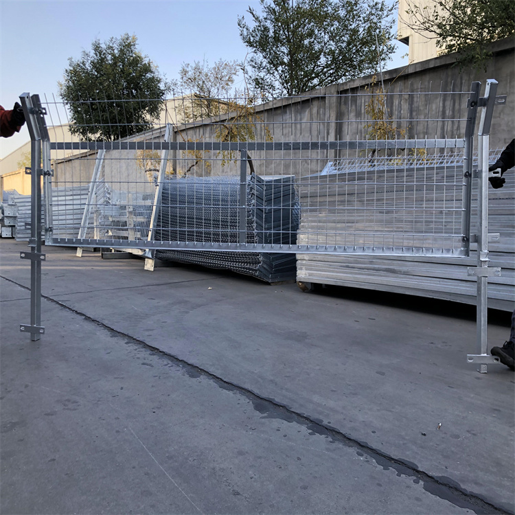 鐵路熱鍍鋅防爬刺價(jià)格差距巨大圖片2 鐵路熱鍍鋅防爬刺價(jià)格差距巨大圖片2