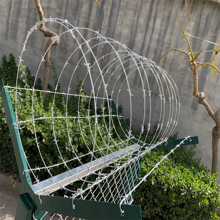 熱鍍鋅刺絲滾籠圍網特殊場所