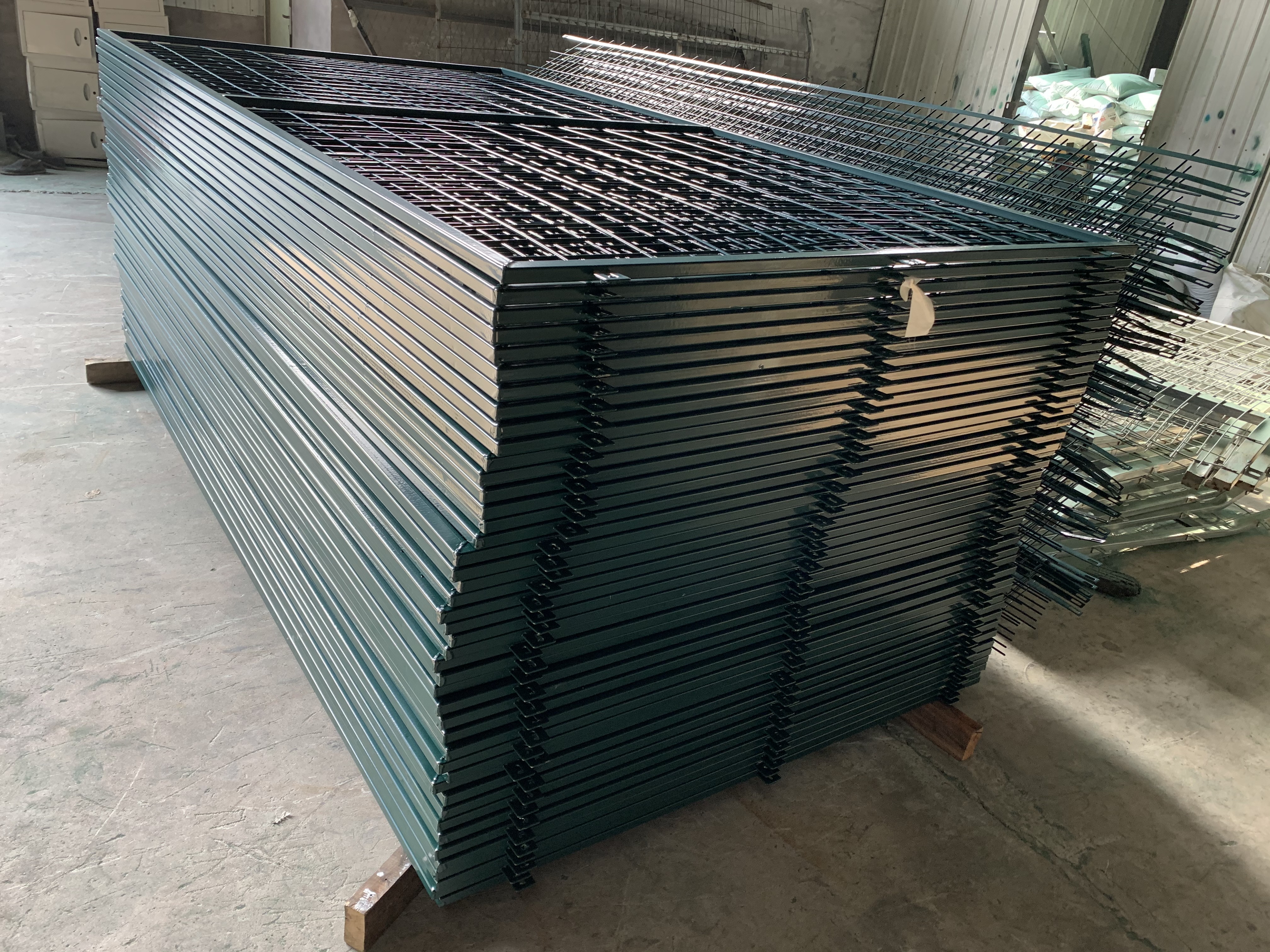 圈地農業園林高品質金屬隔離網圖片5