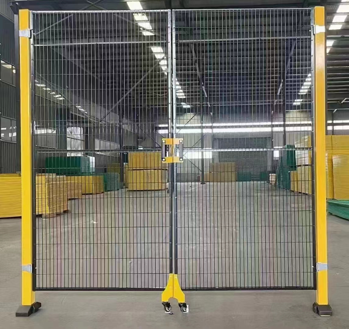 機器人小孔隔離網圍欄圖片2 機器人小孔隔離網圍欄圖片2