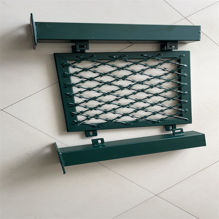 監(jiān)獄焊接刀片隔離網(wǎng)不銹鋼刀刺圖片6 監(jiān)獄焊接刀片隔離網(wǎng)不銹鋼刀刺圖片6