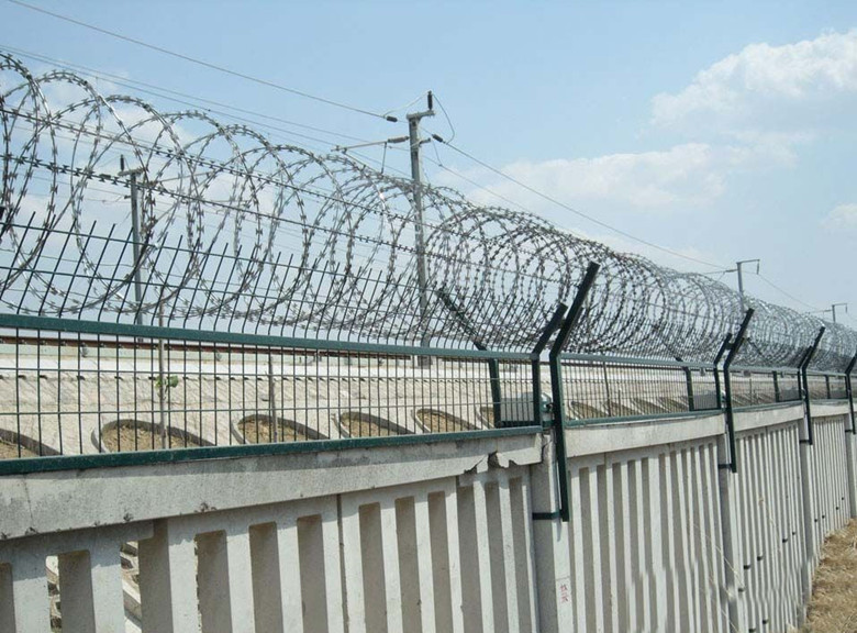 鐵路熱鍍鋅金屬防爬刺圖片6 鐵路熱鍍鋅金屬防爬刺圖片6